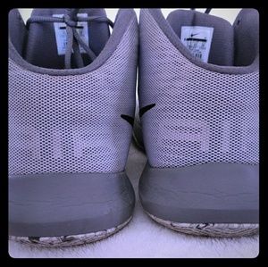 Nike Air Precision basketball shoes